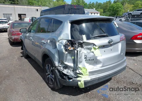 2018 Toyota Rav4 Le z USA, uszkodzony, nr VIN JTMBFREVXJJ193902